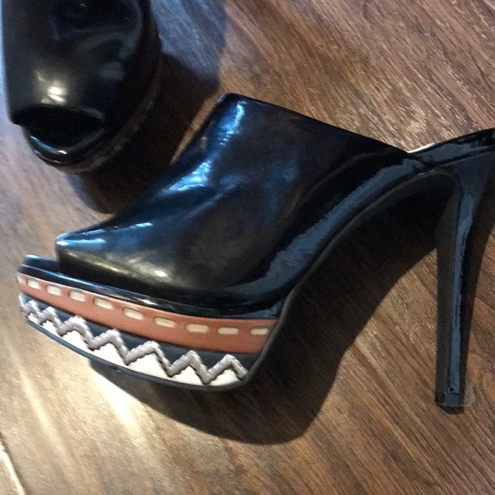 Shoes - Picture 2 of 4